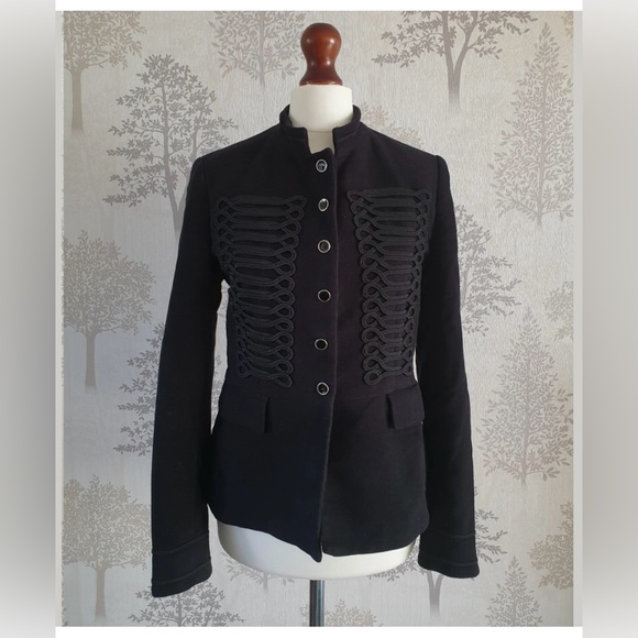 ✨🎁 Zara Velvet Jacket Blazer 🎁✨ - Picture 6 of 9